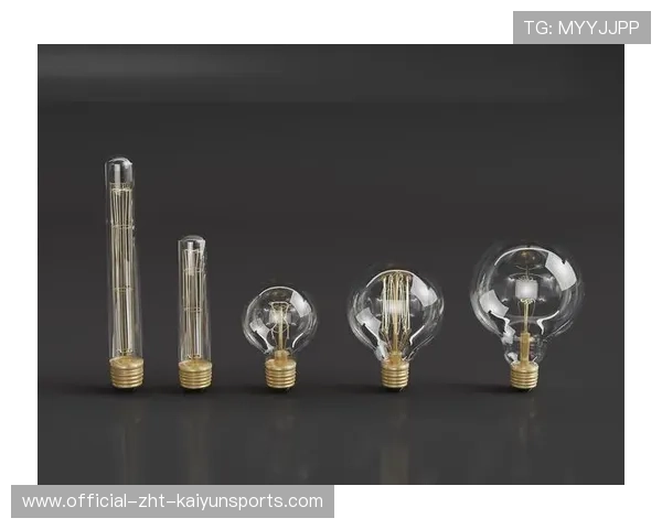 老球场的灯泡一只只坏掉没人换,球场照明灯 老球场的灯泡一只只坏掉没人换,球场照明灯
